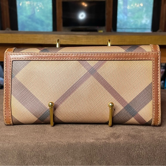 Burberry coated canvas and leather wallet - Picture 3 of 15